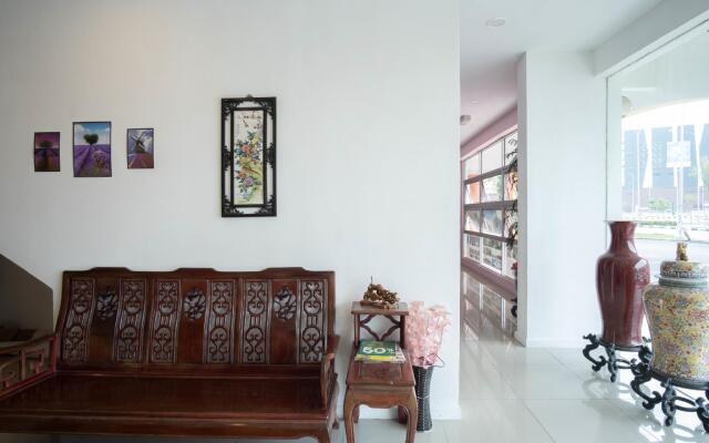 OYO 44103 8 Hotel