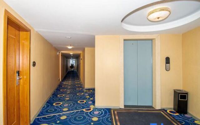 Fanghua Holiday Inn (Guilin North Railway Station)