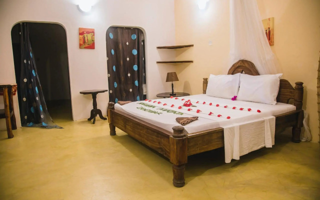 Moonshine Uroa Boutique Hotel