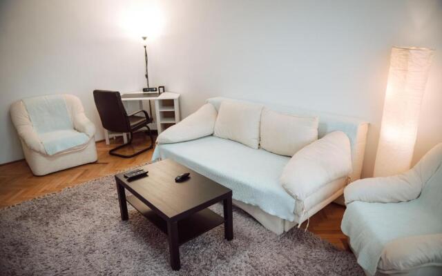 Adrian Home, Central 2 rooms apartment