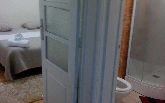Tagus Palace Hostal