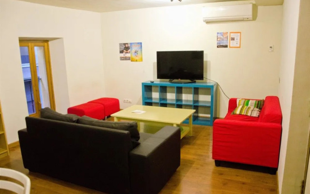 The Living Roof Hostel Madrid