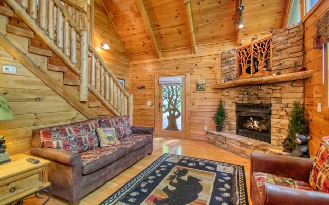 American Treehouse #1708