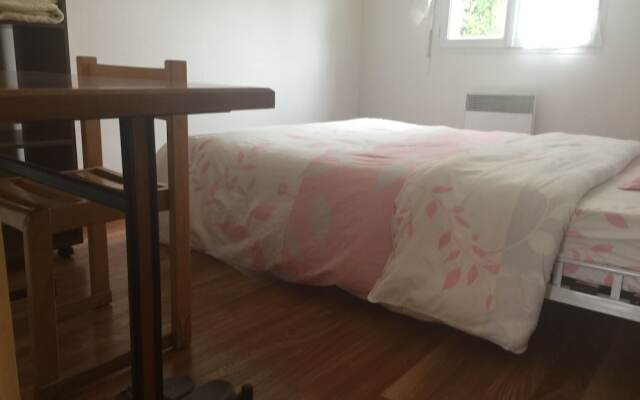 Chambre privée à Drancy