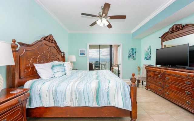 Phoenix Ix 1204 3 Bedroom Condo