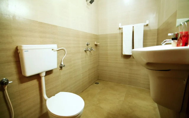 OYO 2887 Hotel SN International