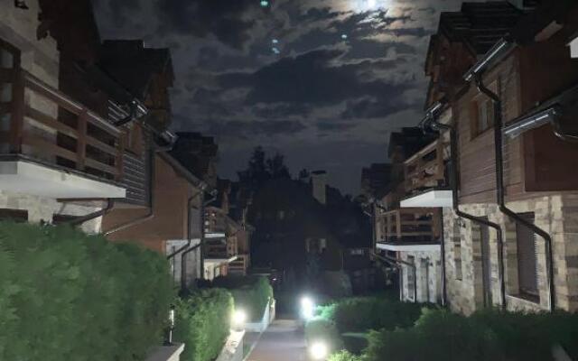 Queen Apartment Zlatibor 1000