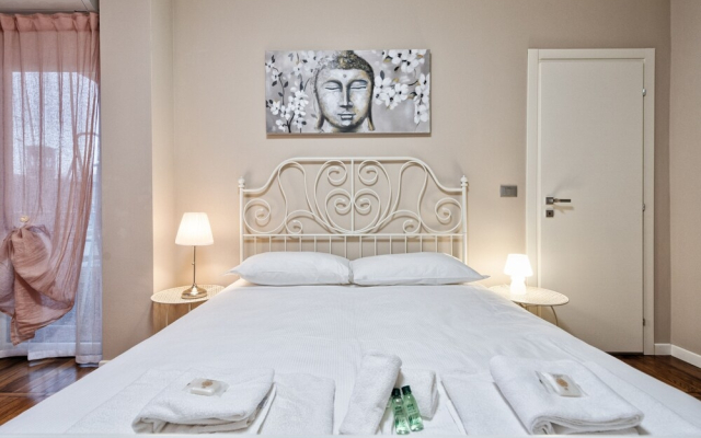 Borgo Dora Balcony Flat