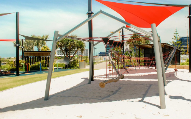 Mercure Sunshine Coast Kawana Waters