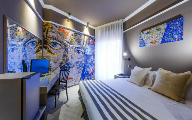Admiral Art Hotel
