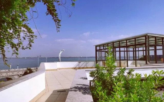 Jiusu Shanshuijian Guesthouse