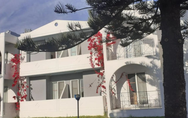 Summer Dream Hotel