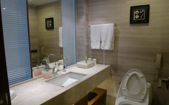 Linyi Taoranju Hotel