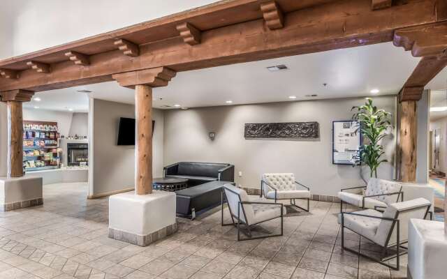 Red Lion Inn & Suites Goodyear Phoenix