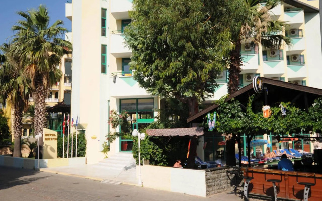 Siesta & Juniper Hotel