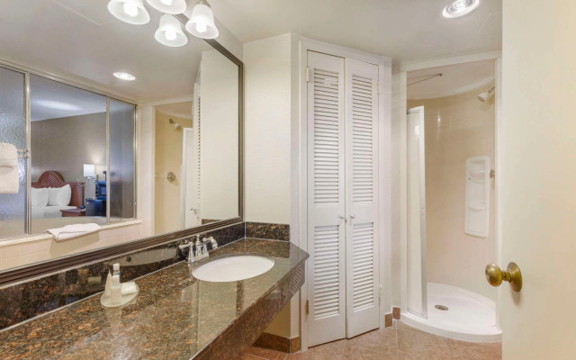 Comfort Inn University Center