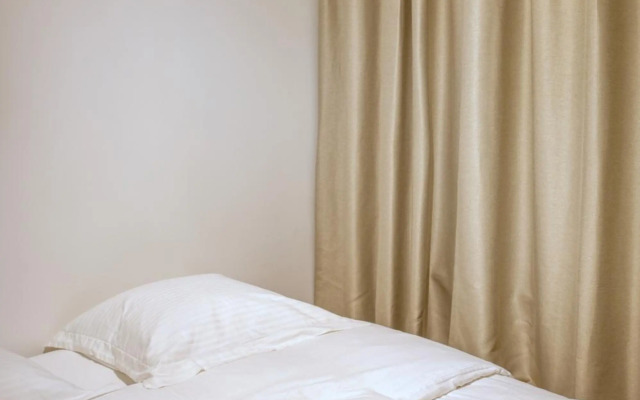 Cosy Seaside Apartments