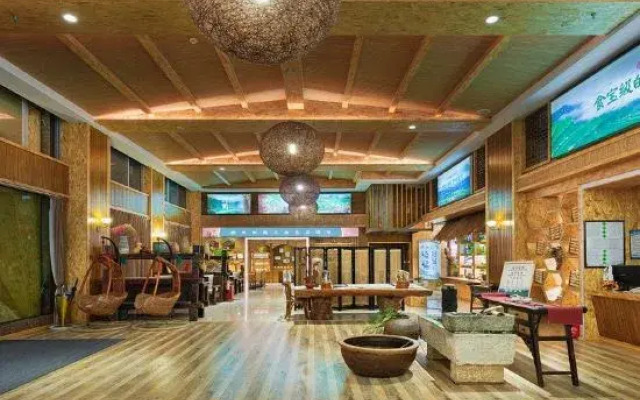 Xiangtu Gushi Xiangyin Hotel