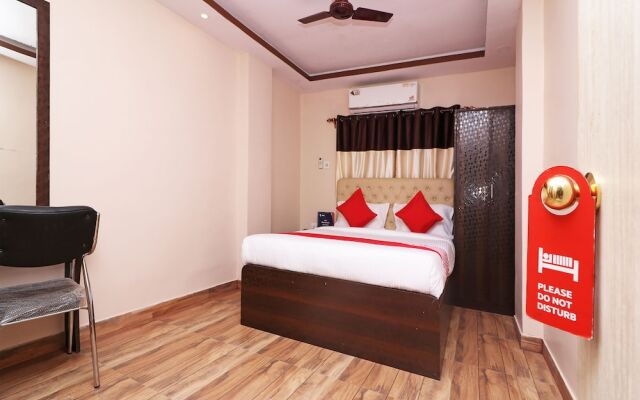 OYO 13579 Hotel Royal Crowne