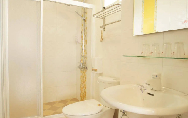 Midori Mini Hostel