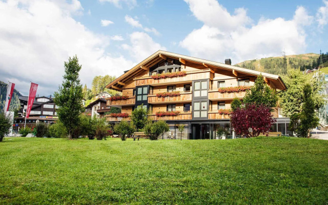 Galzig Lodge