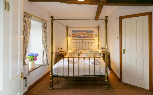 Marton Arms Hotel