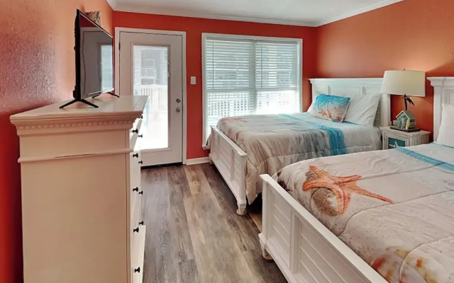 Seaside Delight by Silver Sands Vacation Rentals