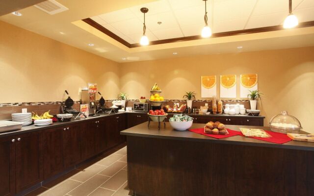Vegreville Suites