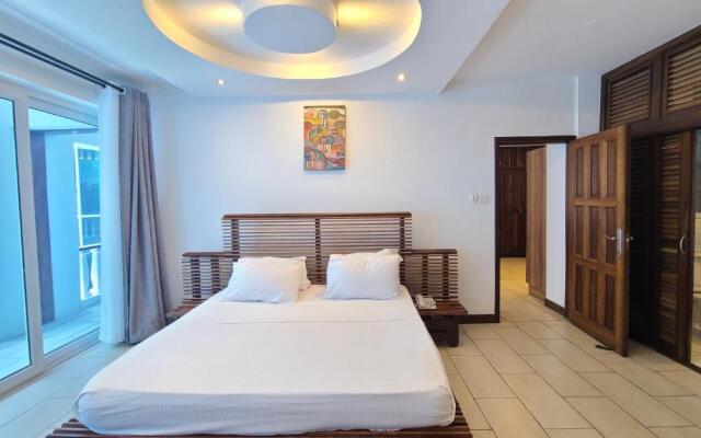 c3 Cowrie Shell Residences