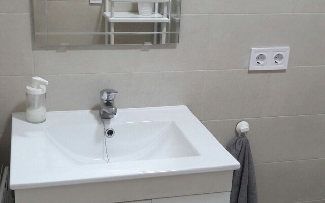 Perla V | 5 Pax | First Line | 2254-AW