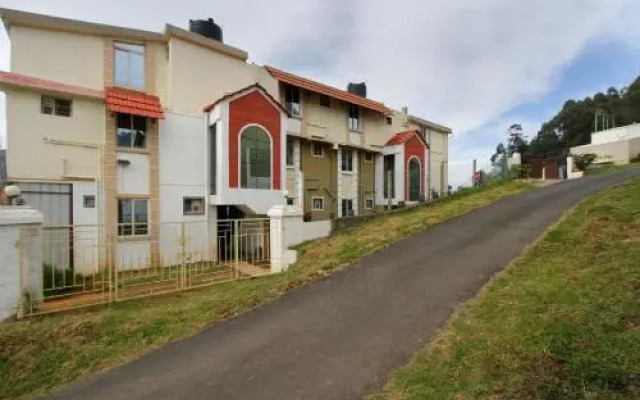OYO 8853 Kodai Hi Residency