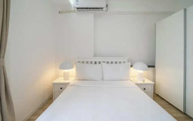 Tyms 4BR 2BA APT TianShan Changning