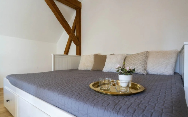Villa in Rudnik With Private hot tub