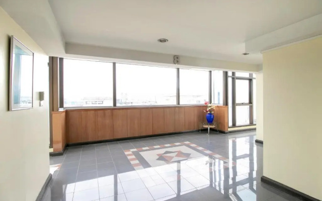 Super OYO 75385 Hotel Win Long