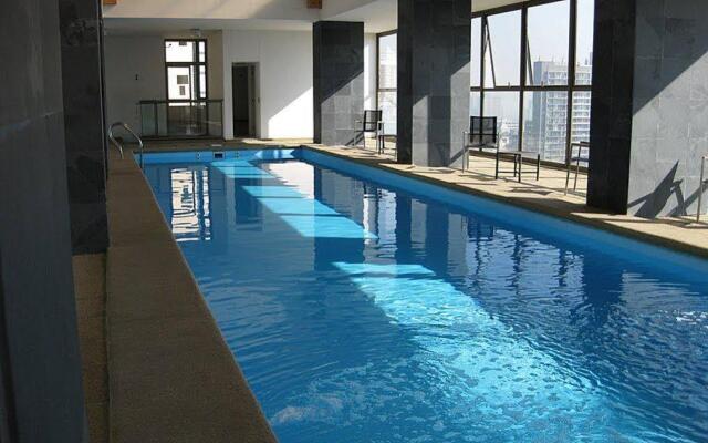 Plaza Suites Apartments