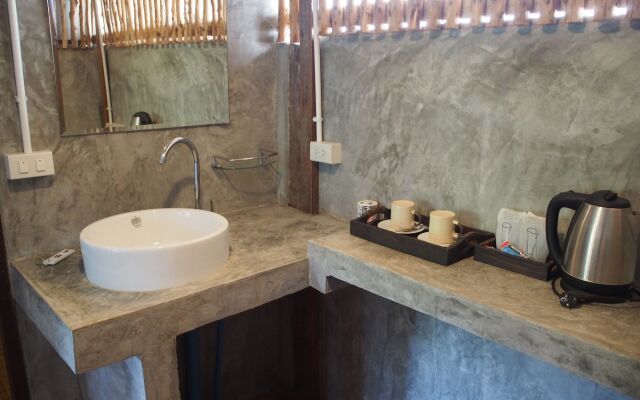 Lanta Happy Hill Resort