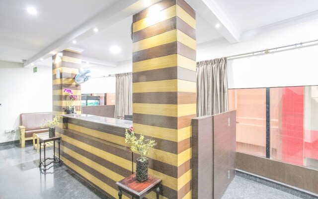 OYO 14204 Regal Residency