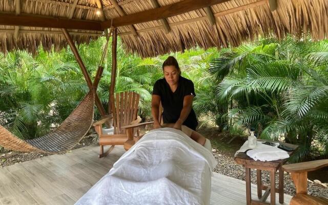 Mikado Natural Lodge