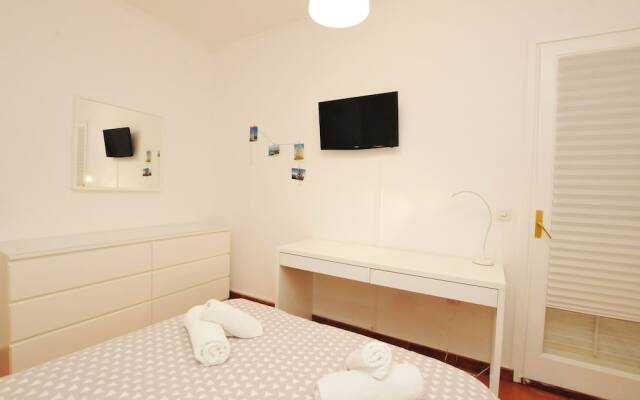 HomeHolidaysRentals Apartamento Happiness - Costa Barcelona