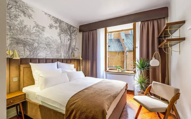 Main Square Prestige Suites -Staymoovers