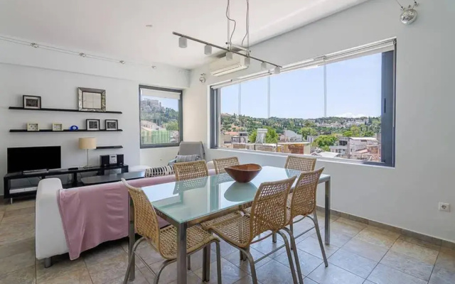 1bedroom house in the city center with great view