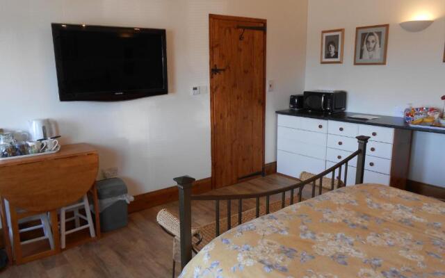 Callwood Farm Annex Guest Room