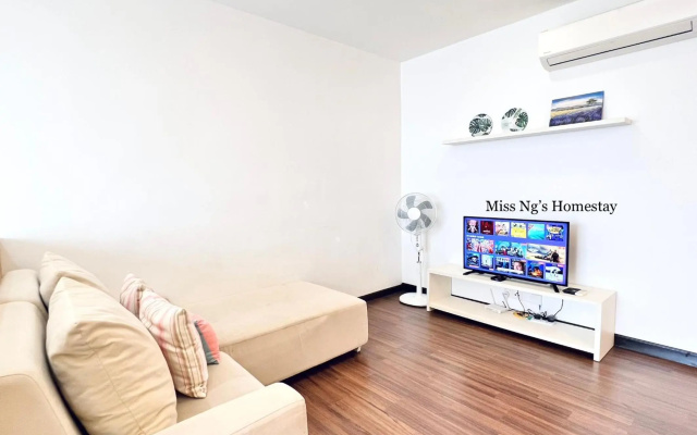 SILKSKY- Chic Studio for 2, Free Parking, Near Balakong, C180, The Mines, Serdang, Kajang – Guest Rooms – Kajang