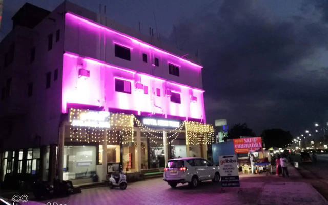 Hotel Neem Tree