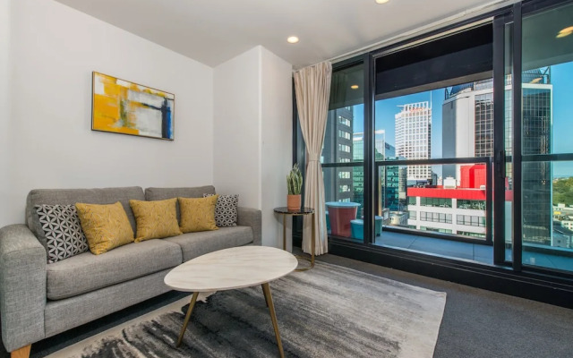 Ehome - Central CBD Romantic Apartment, Two Blocks from Waterfront