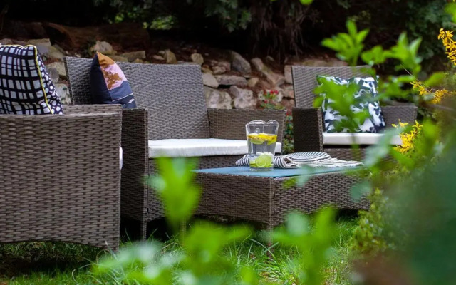 Prague Castle Garden Apartment