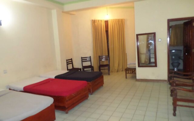 Green Woods Holiday Inn