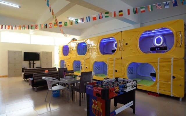 Beihai Youth International Capsule Hostel