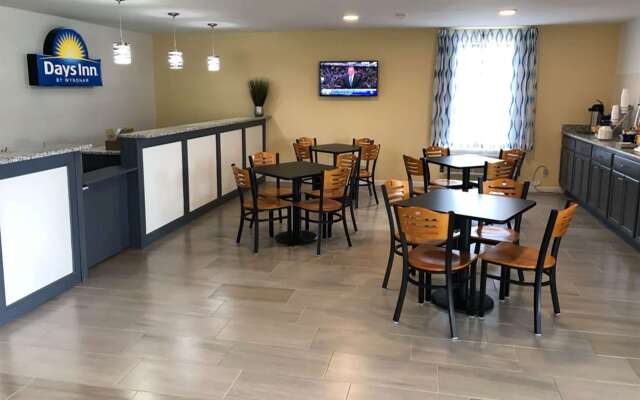 Days Inn by Wyndham Cape Carteret near Emerald Isle