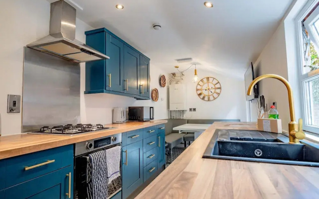 Host Stay Park Street Abode